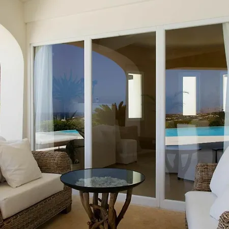 In With 7 Bedrooms