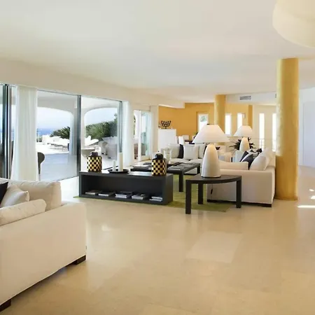 In With 7 Bedrooms 別荘 *